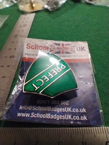 New school prefect badge - new,
