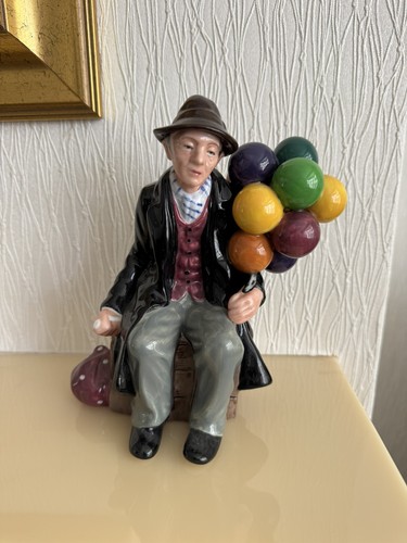 Lovely vintage royal doulton - royal,