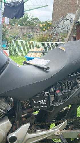 Honda 125v varadero - honda, seat
