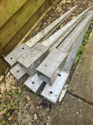 Five metal fence - five, post