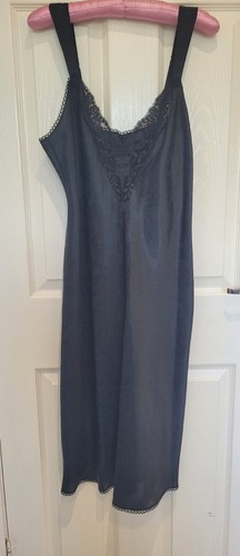 Vintage vanity fair slip - vintage, 36