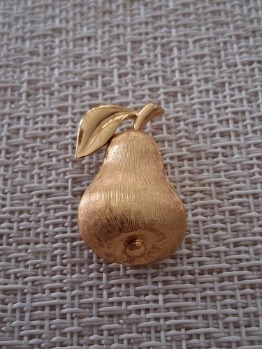 Vintage brooch crown - vintage,