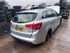 KIA CEED ESTATE CRDI 1.6 DIESEL BREAKING AUCTION FOR INTERNAL MIRROR