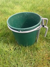 Galvanised Sheep/Calf/Horse/Pony/Goat Hurdle/Gate Bucket Holder & Bucket Hook on