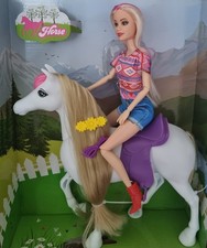 Barbie lookalike & Horse