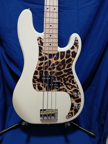 Vintage reissued maple - reissued,
