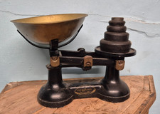 Vintage cast iron weighing scales and imperial weights, by FJ Thornton & Co