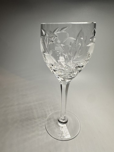 Stuart crystal cascade wine - crystal,
