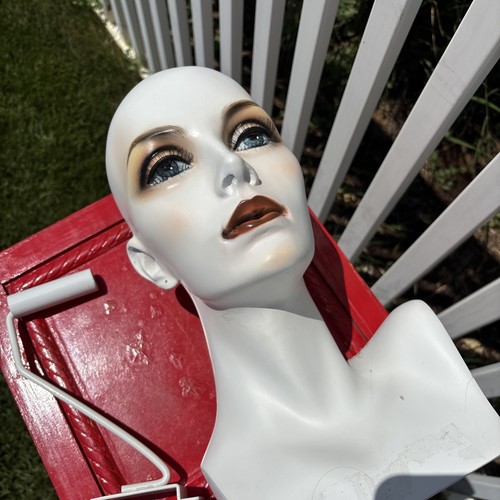 Female mannequin head for wig - female,