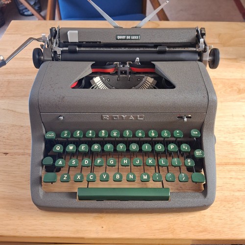 1954 royal quiet luxe - 1954,