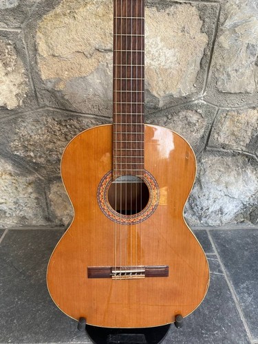 Alhambra classical guitar - 1c,