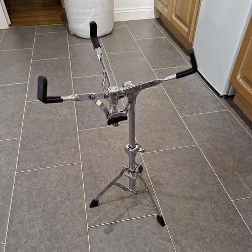 Sakae single braced snare - braced,