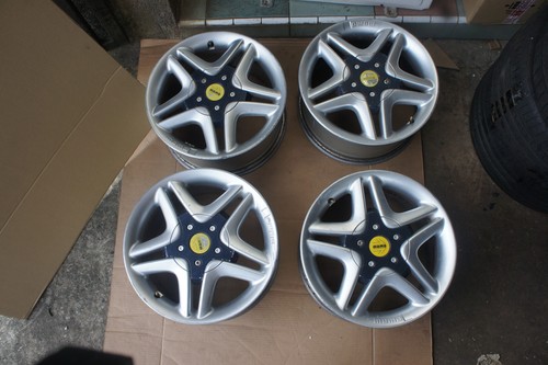 Jdm momo ferrari engineering - momo,