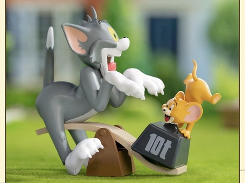 52toys tom jerry in - tom,