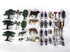 Johillco Britains Vintage Lead Farm Trees Figures Animals Road Signs