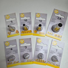 WILTON Set of 8 Round Piping