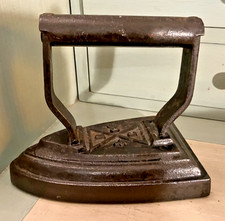 Antique Cast Iron Clothes Iron Press Flat Iron 5" by  B&C No 2R (456)