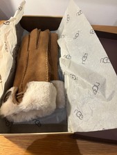 UGG Bailey Chestnut Sheepskin