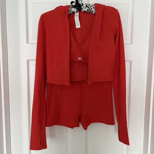 Alo piece outfit top - alo,