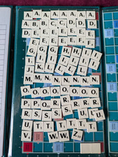 MAGNETIC Travel Scrabble