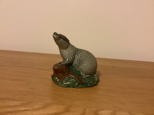 Beswick badger scotch whisky - beswick,