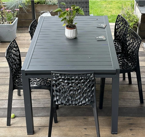 Large garden dining table - large,