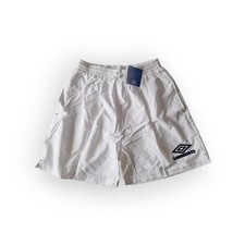 Lovely White Sport, Training