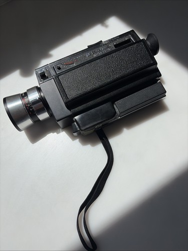 Bell and howell - howell, super