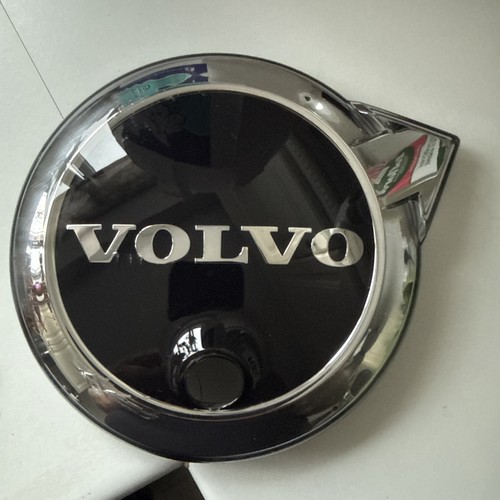 Volvo v90 xc90 s90 front - front, badge