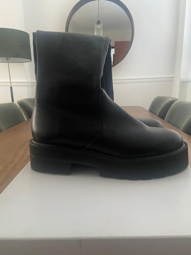Stuart weitzman leather over - stuart,
