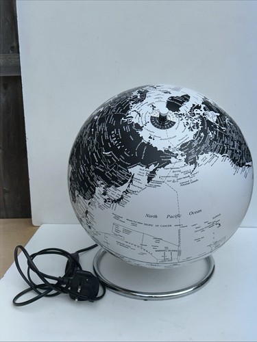 Light globe illuminated - light,