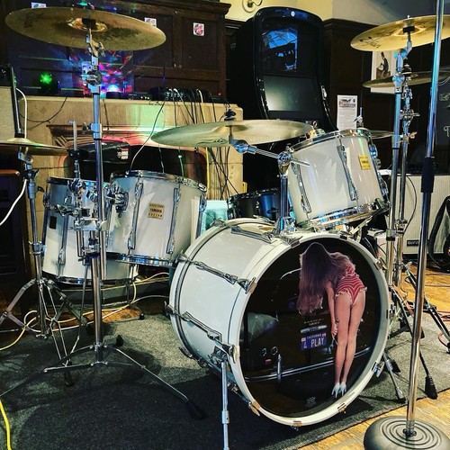 Yamaha rock tour custom - rock,