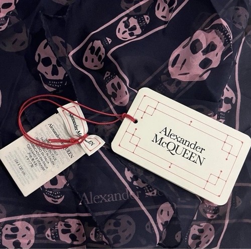 Nwt alexander mcqueen navy - nwt,