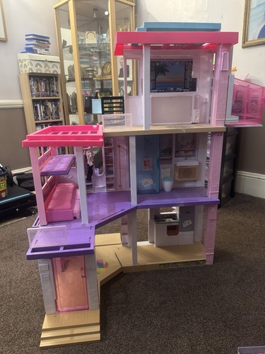 Barbie dream house - barbie,