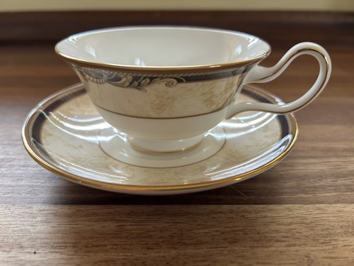 Wedgwood bone china cornucopia - wedgwood,