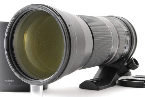 Near mint hood tamron - w/hood],
