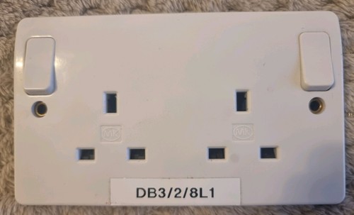 Double socket 13a with - double,