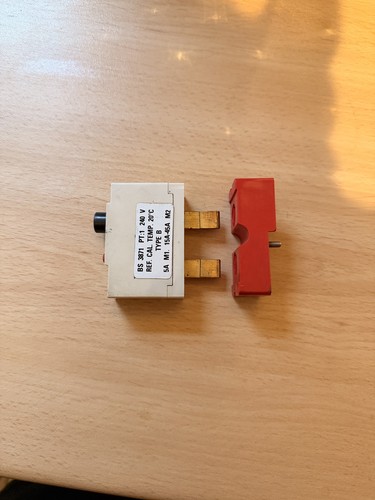 Wylex amp mcb - 30, push