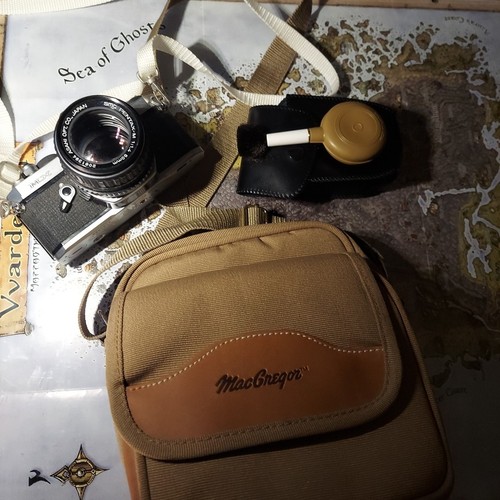 Pentax film camera black - ,