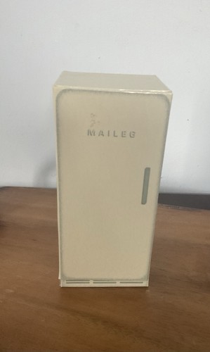 Maileg miniature fridge - miniature,