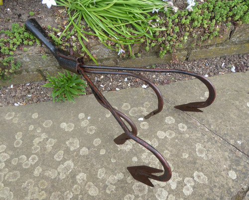 Vintage wolf cultivator hoe - vintage,