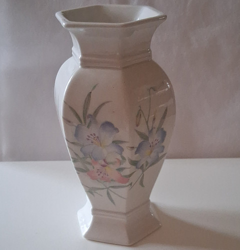 Vintage royal winton ceramic - vintage,