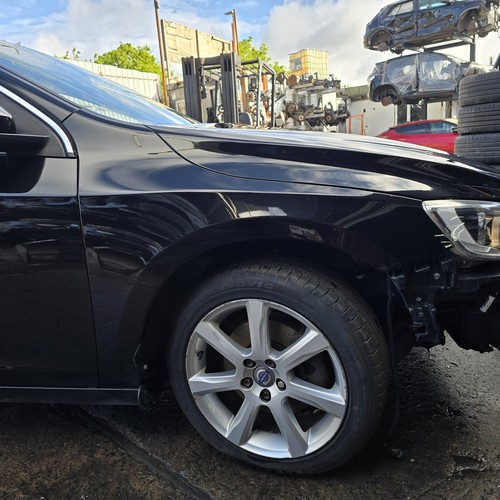 2010 2018 volvo - s60, front