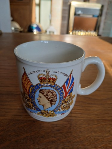 Queen elizabeth coronation - elizabeth, ii