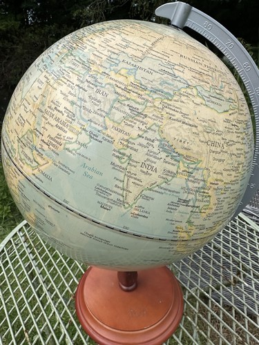 Vintage world globe - , english