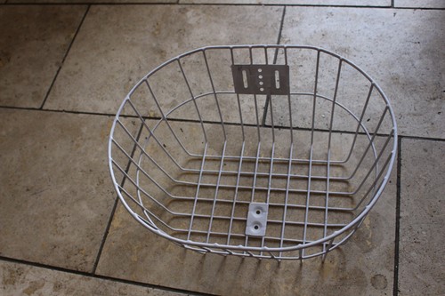 White wire bike - bike, basket