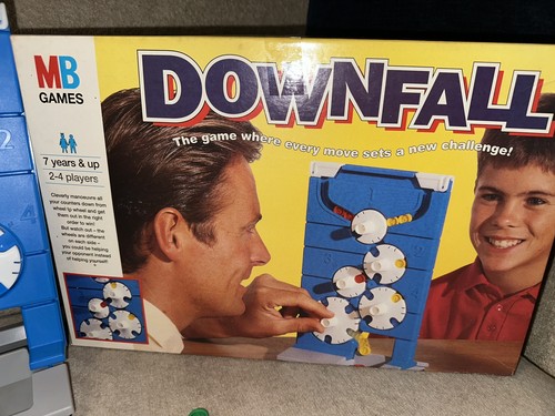 Vintage downfall games - downfall, mb