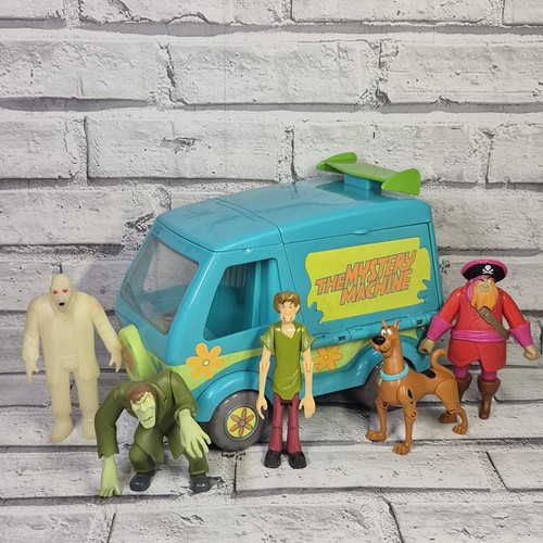 Scooby doo mystery machine - doo,
