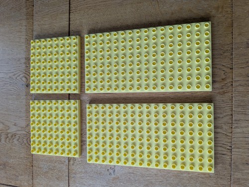 Duplo large bases - large, and