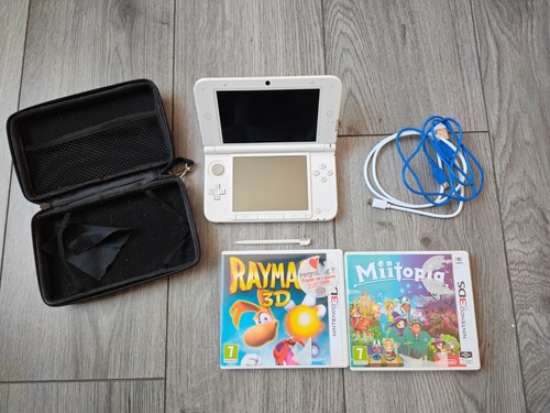 Nintendo 3ds white bundle - 3ds,